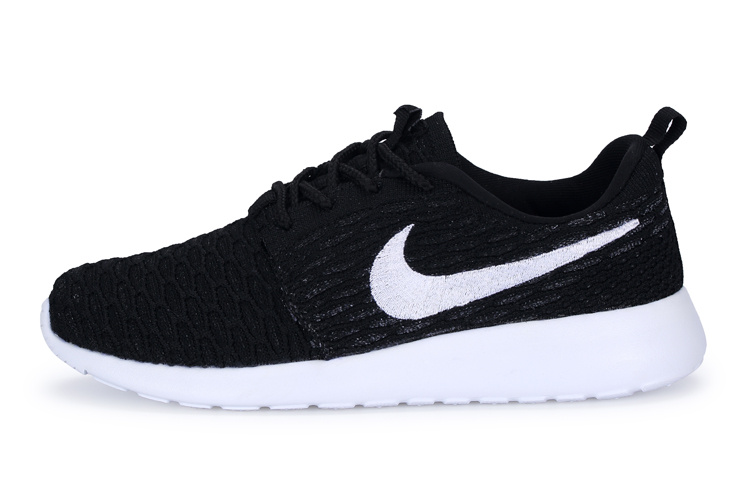 nike roshe run toute noir